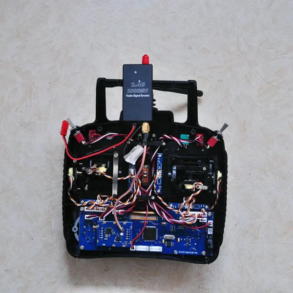 2.4G 2000mW Radio Signal Booster 11dB Mini Amplifier for DJI Phantom Remote Controller RC Airplane FPV Drone Long Range - Image 5